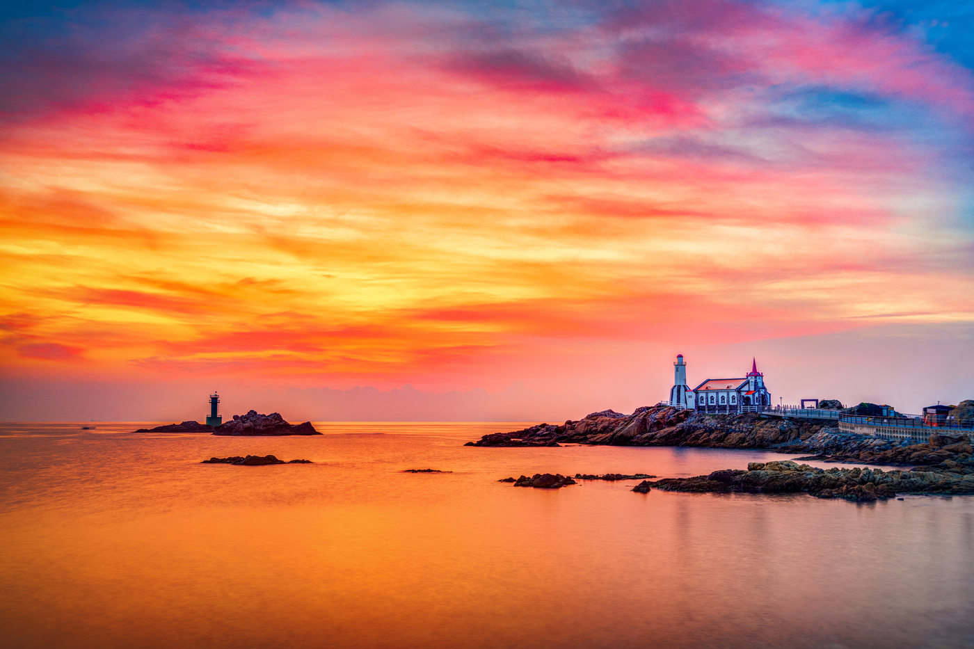 죽성성당의 여명썸네일